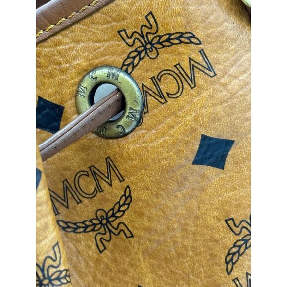 MCM Viestos Bucket Shoulder Bag*COMMUTER*Made in Germany*EUC - Picture 5 of 15